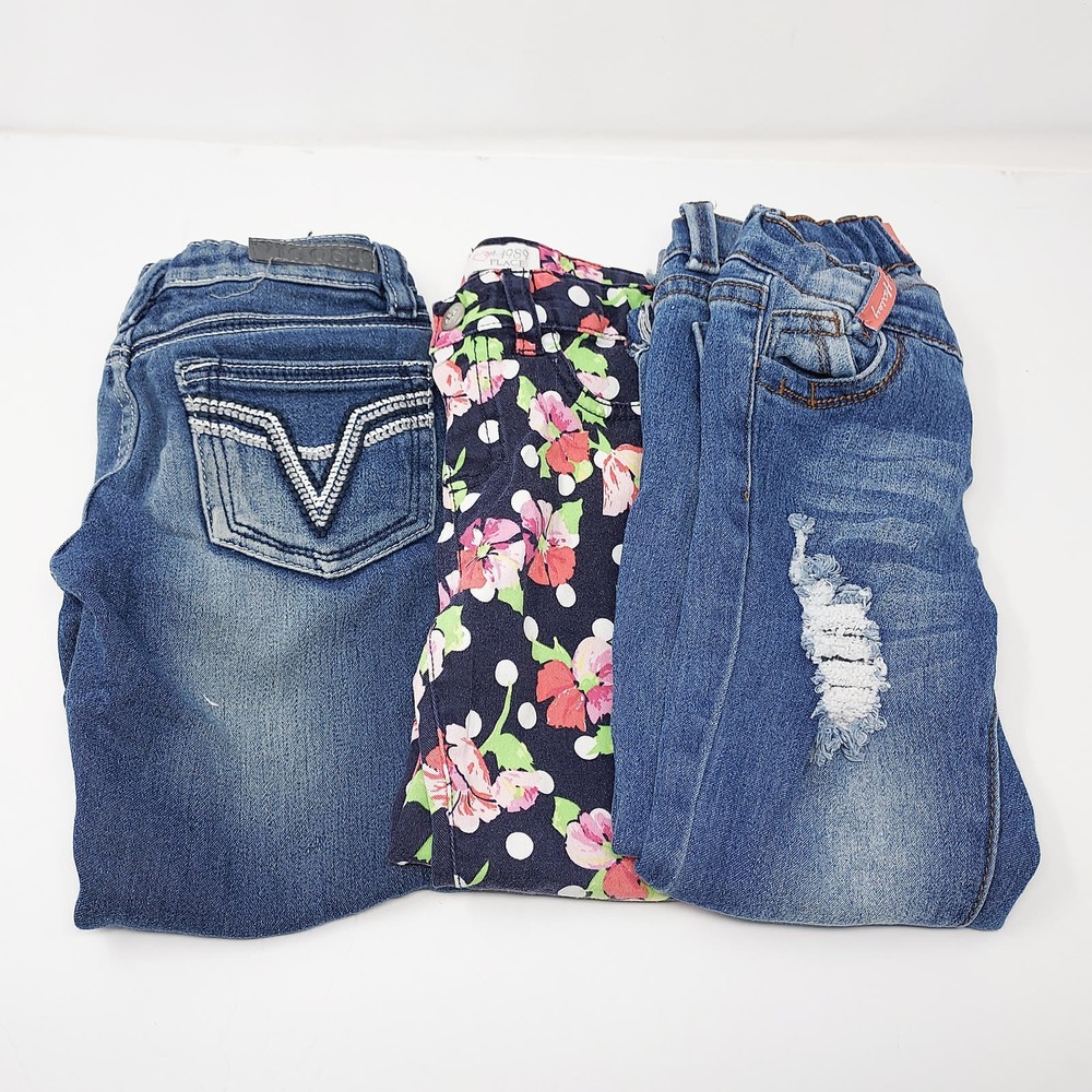 ⭐️3/$20 (3) Piece Jeans Bundle - Great Condition - Size 4/5